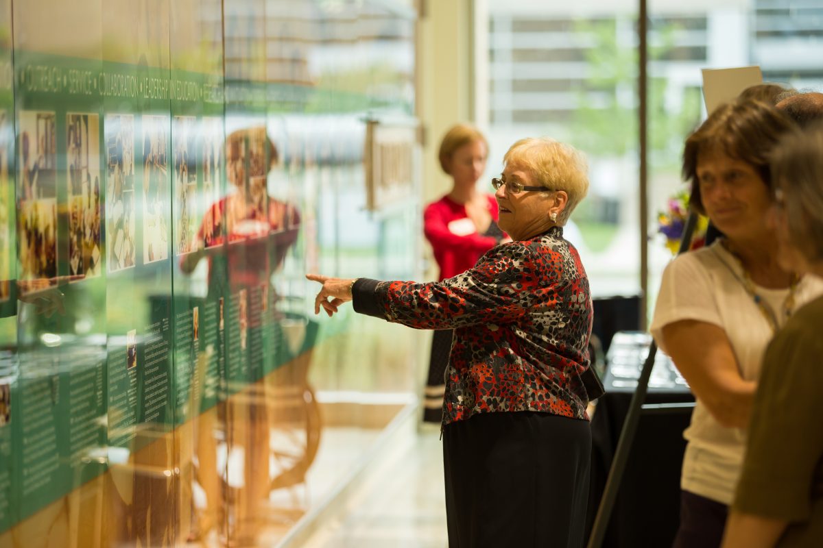Phyllis Jacobs at the Bunge Society