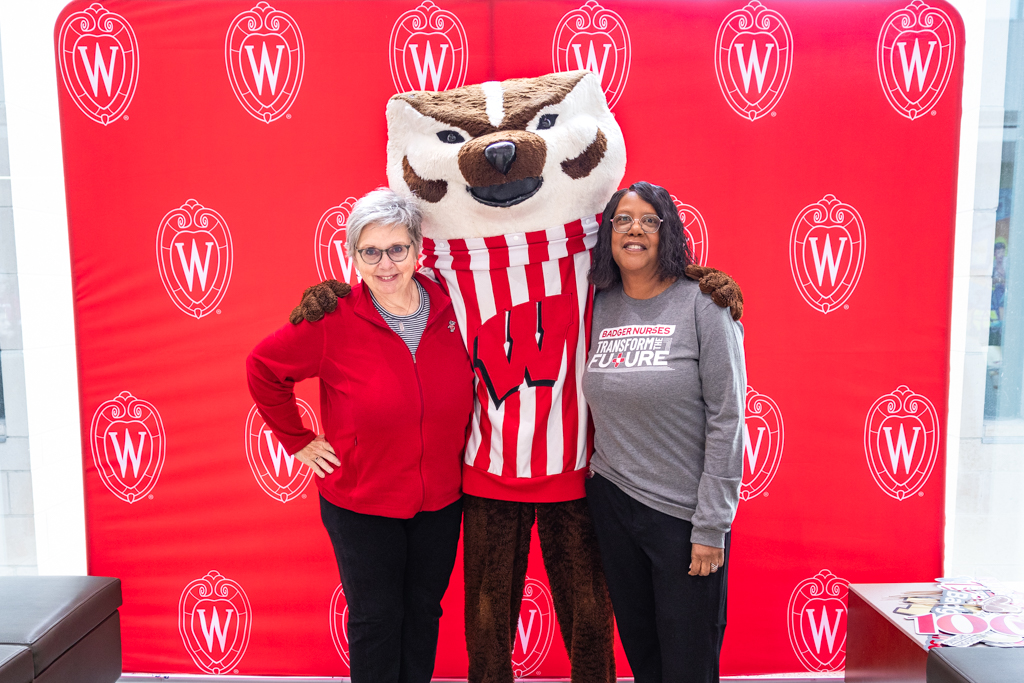Linda D. Scott and former Dean Katharyn May.